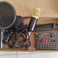 میکروفون و کارت صدا V8S