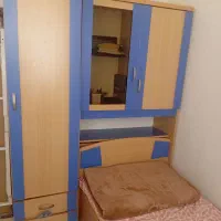 تخت و کمد