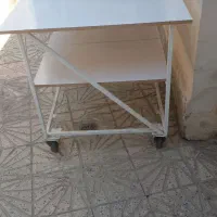 میز چرخ دار (گاری)