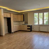 پونک کمالی ۸۵ متر/۲خ/فول/رو به آفتاب مستقیم