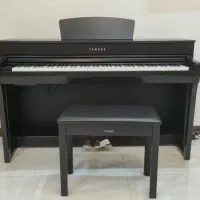پیانو دیجیتال یاماها CLP735