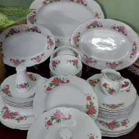 پلو خوری و