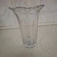 گلدان بلور در حد نو ...و