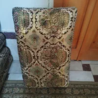 فروش پشتی دارای رویه فرش