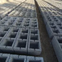 کارگر ساده و اوستاکار بلوک زنی