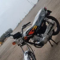 موتور ۱۲۵ پرواز