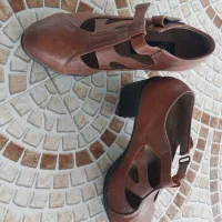 کفش پاشنه بلند