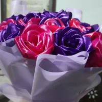 فروش دسته گل با روبان برای مناسبت ها