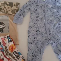 مقداری سرهمی و لباس بچگانه ونوزادی پسرانه