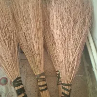 جارو خیلی بادوام هستند . محصول خودمون هست