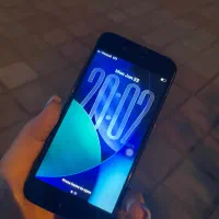گوشی ایفون se
