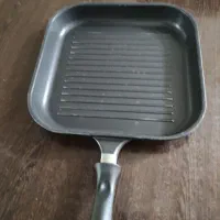 ماهیتابه چدن کم کار نو