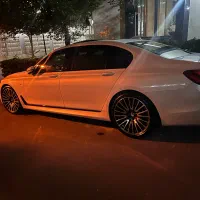 BMW730li