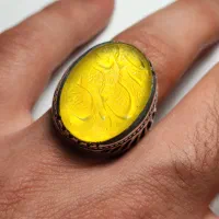 عقیق زرد خطی