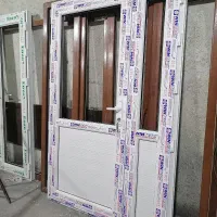 درب و پنجره دوجداره upvc و توری پلیسه‌ای