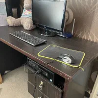 میز تحریر در حد نو