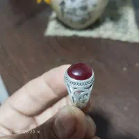 انگشتر یمنی سرخ کهنه