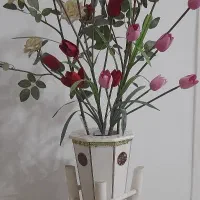 گل وگلدان