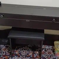 میز پیانو کاملا نو و تمیز