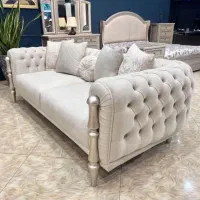 خیاط برشکار رویه کوب زیرکار زن