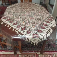 میز چهار نفره بیضی شکل ناهار خوری