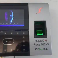 دستگاه حضور و غیاب
