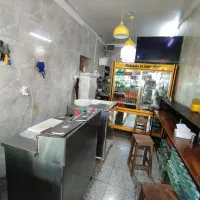 به یک کارگر زرنگ نیازمندم ساندویچی