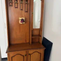 جا کفشی و جا لباسی