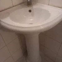 روشویی همراه با شیر آلات دو عدد سالم