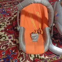 کالیسکه و کریر نوزاد