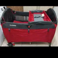 تخت پارک تمیز وسالم بفروش میرسد.