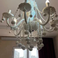 لوستر سفید ۷ شاخه و دیوار کوب ۲ شاخه