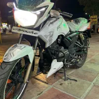 اپاچی ۱۸۰ مدل ۹۳ عروسک