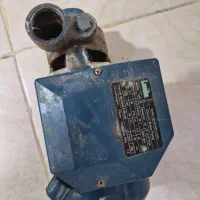 پمپ آب نیم اسب (خراب)