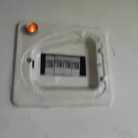 شاگرد گچساز کارگر