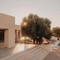 اجاره مغازه 300متر فلت نوساز دهنه 8متر