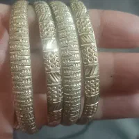 ۴عدد النگو موجوده