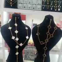 گردنبند و دستبند ونکلیف