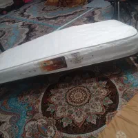 تخت خواب یک نفره فرفوژه با دوشک رویال تمیزو سالم