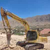 بیل مکانیکی آماده بکار