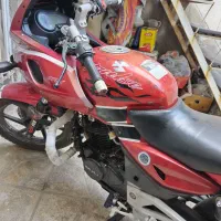 موتور پالس 220 بجاج