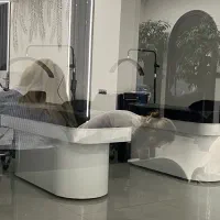 استخدام مژه کار و ناخن کار