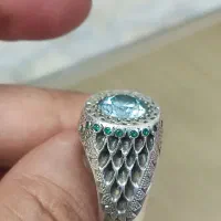 انگشتر فاخر موزونایت و زمردنقره رکاب ایتالیایی