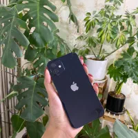 ایفون ۱۲ نرمال