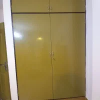 درب چوبی کمد دیواری