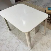 میز آشپزخانه