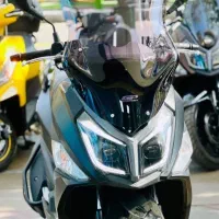 sym j200