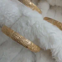طلا 200بالای تابلو