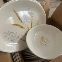 سرویس ۴۱پارچه ملامین آکبند قدیمی محکم