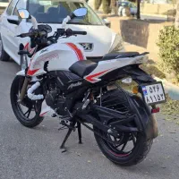 اپاچی ۲۰۰ ریس ادیشن